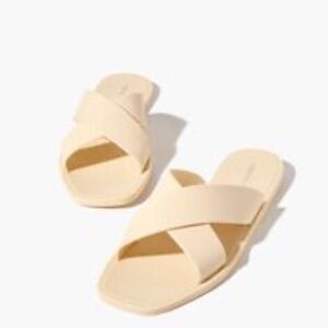 Forever 21 Criss Cross Square Toe Sandals Size 9 Cream